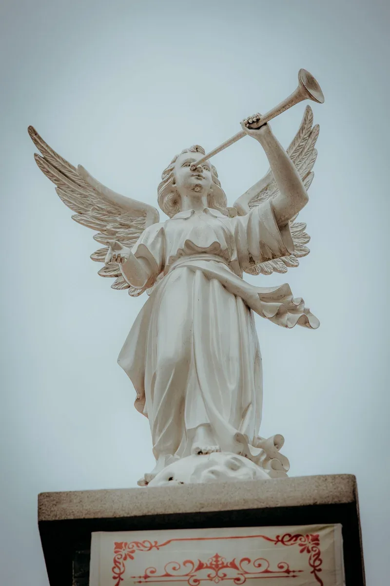 888 Angel Number Meaning: Love, Money and Balance