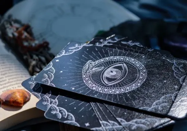 Tarot cards and candlelight