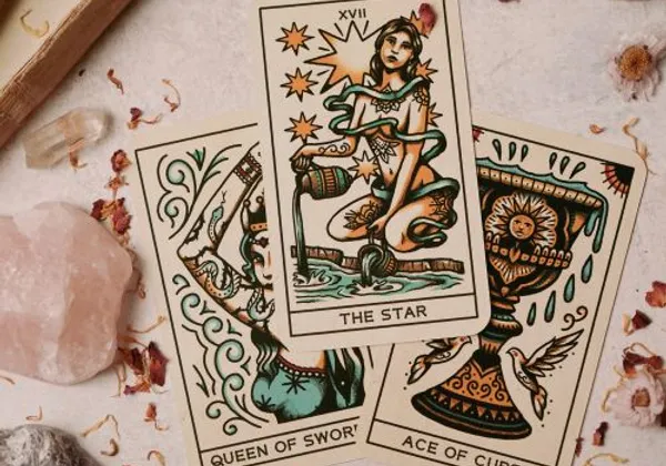 Tarot cards and candlelight