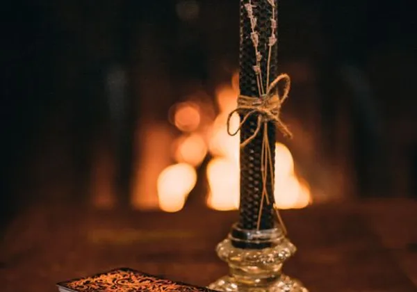 Tarot cards and candlelight
